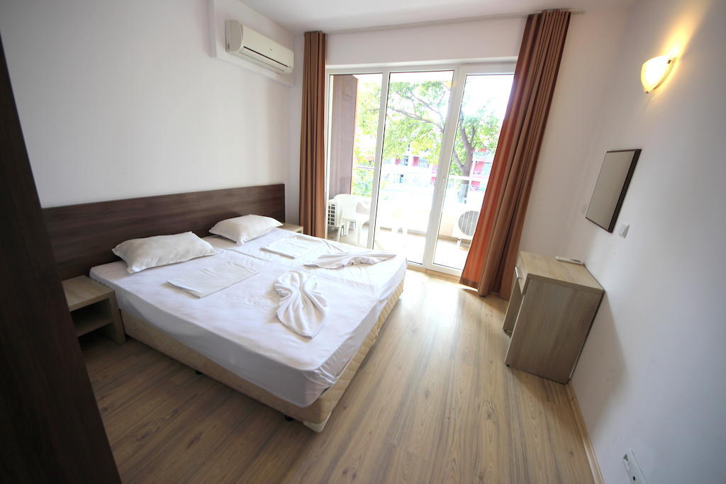 Menada Zornitsa Apartments Sluneční pobřeží Exteriér fotografie