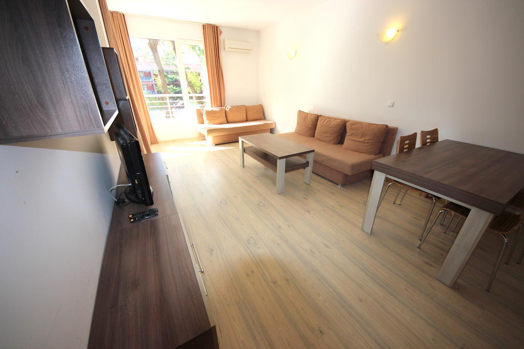 Menada Zornitsa Apartments Sluneční pobřeží Exteriér fotografie