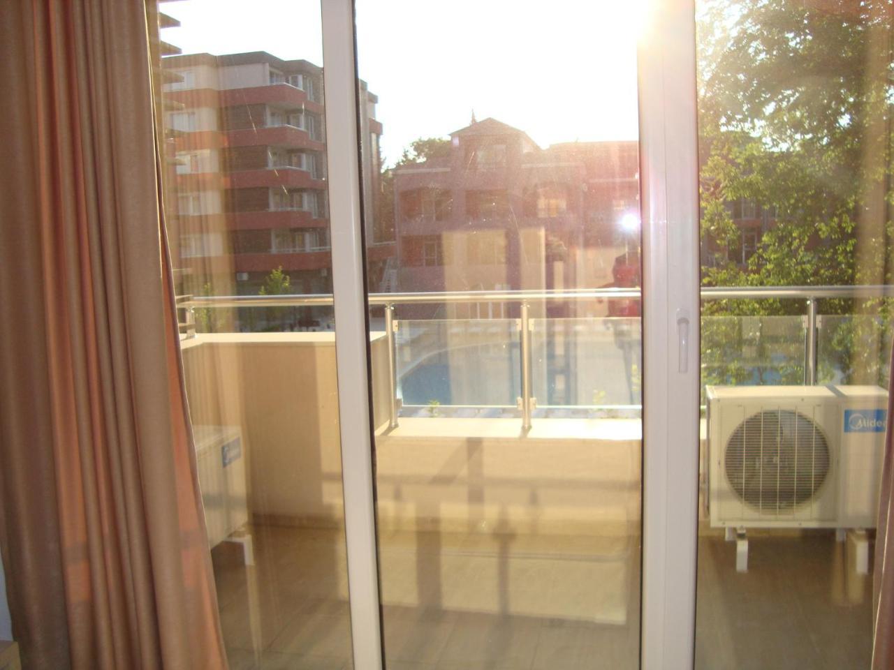 Menada Zornitsa Apartments Sluneční pobřeží Exteriér fotografie
